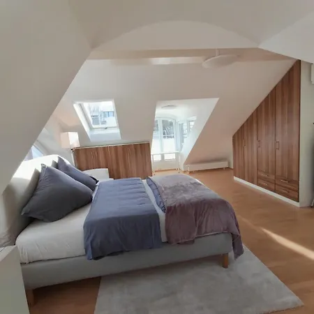 Wolfratshauserstrasse Apartment