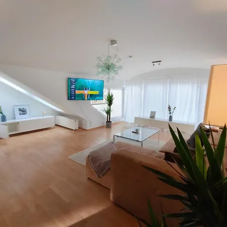 Wolfratshauserstrasse Apartment *